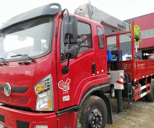 折臂隨車吊與清障車 程力汽車公司的產品優(yōu)勢與價格分析